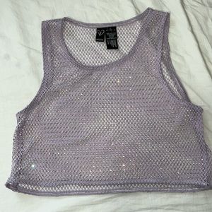 It’s a size Large because I wanted the cropped top be loose when wearing it.